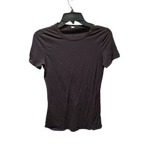 Lululemon Women's Short Sleeve T-shirt in Black